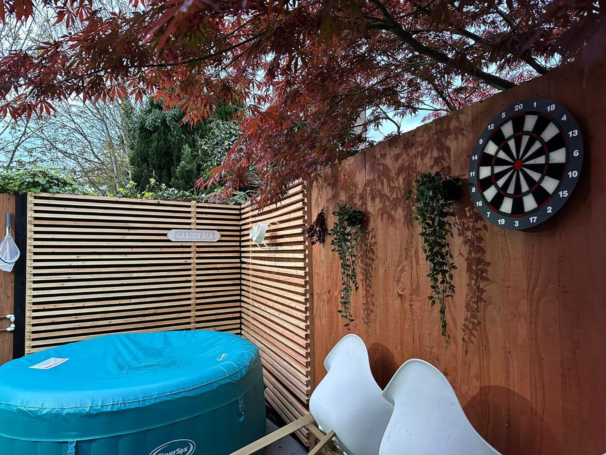 1 Bedroom Apartment With Hot Tub In Cardiff Kültér fotó